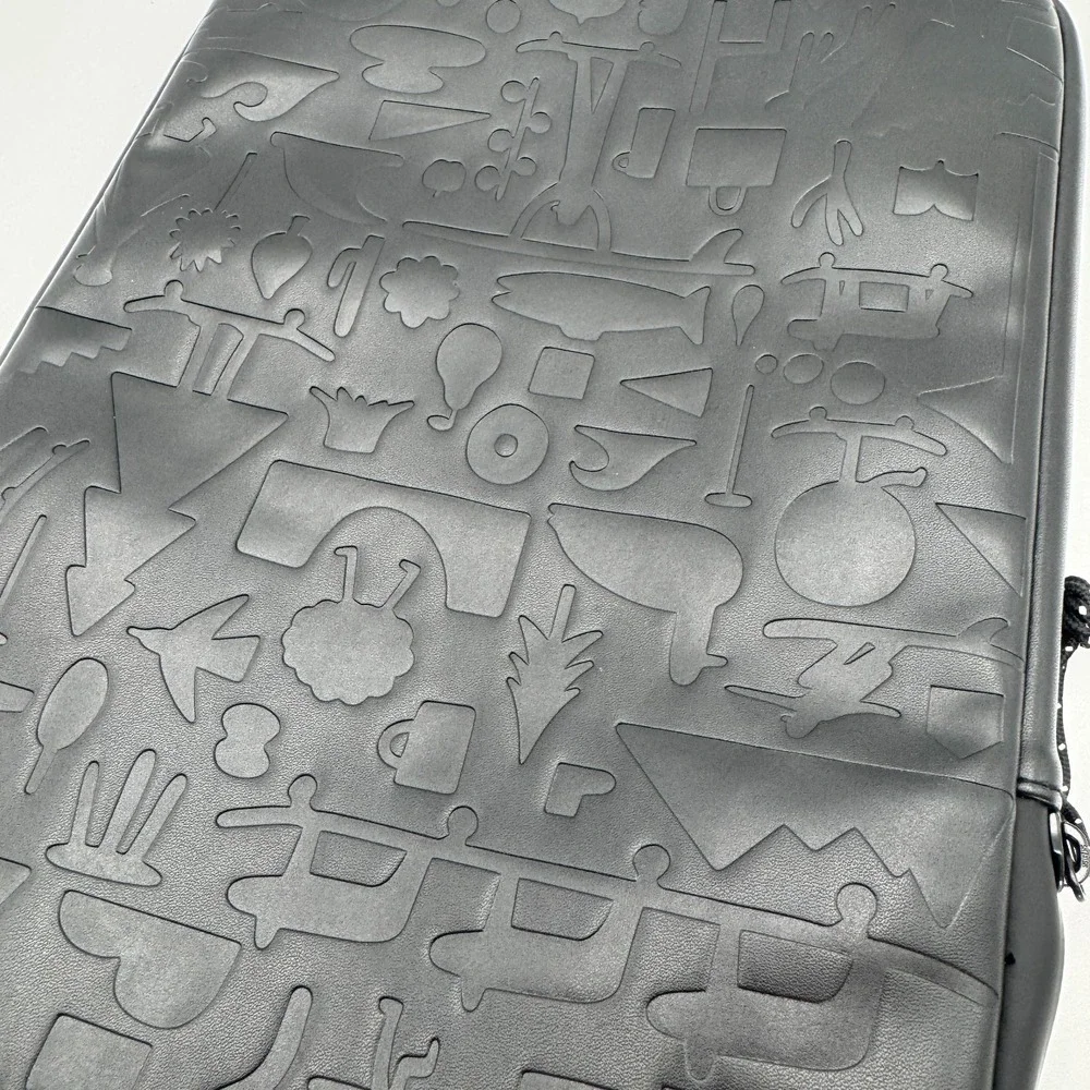 Heyday Artist Series iPad 3rd‎ Gen Tablet Sleeve Black NWT